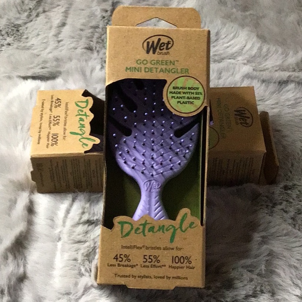 Go Green Mini Detangler - Purple